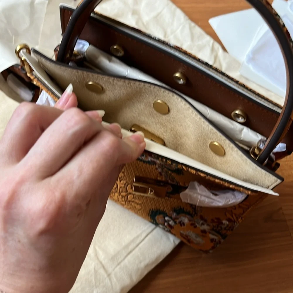 Tory Burch Lee Radziwill Petite Double Bag - Picture 7 of 9